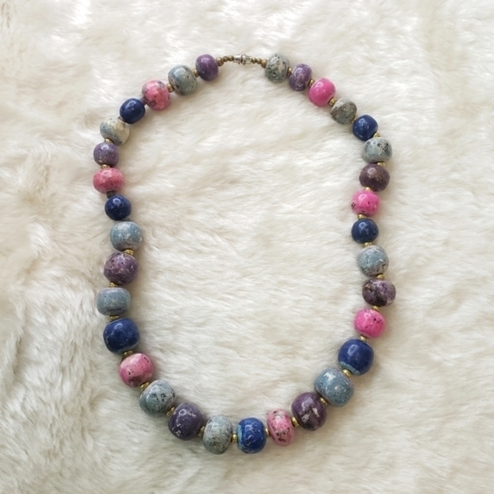VINTAGE Bubble Gum Pink & Blues Stone Statement necklace
